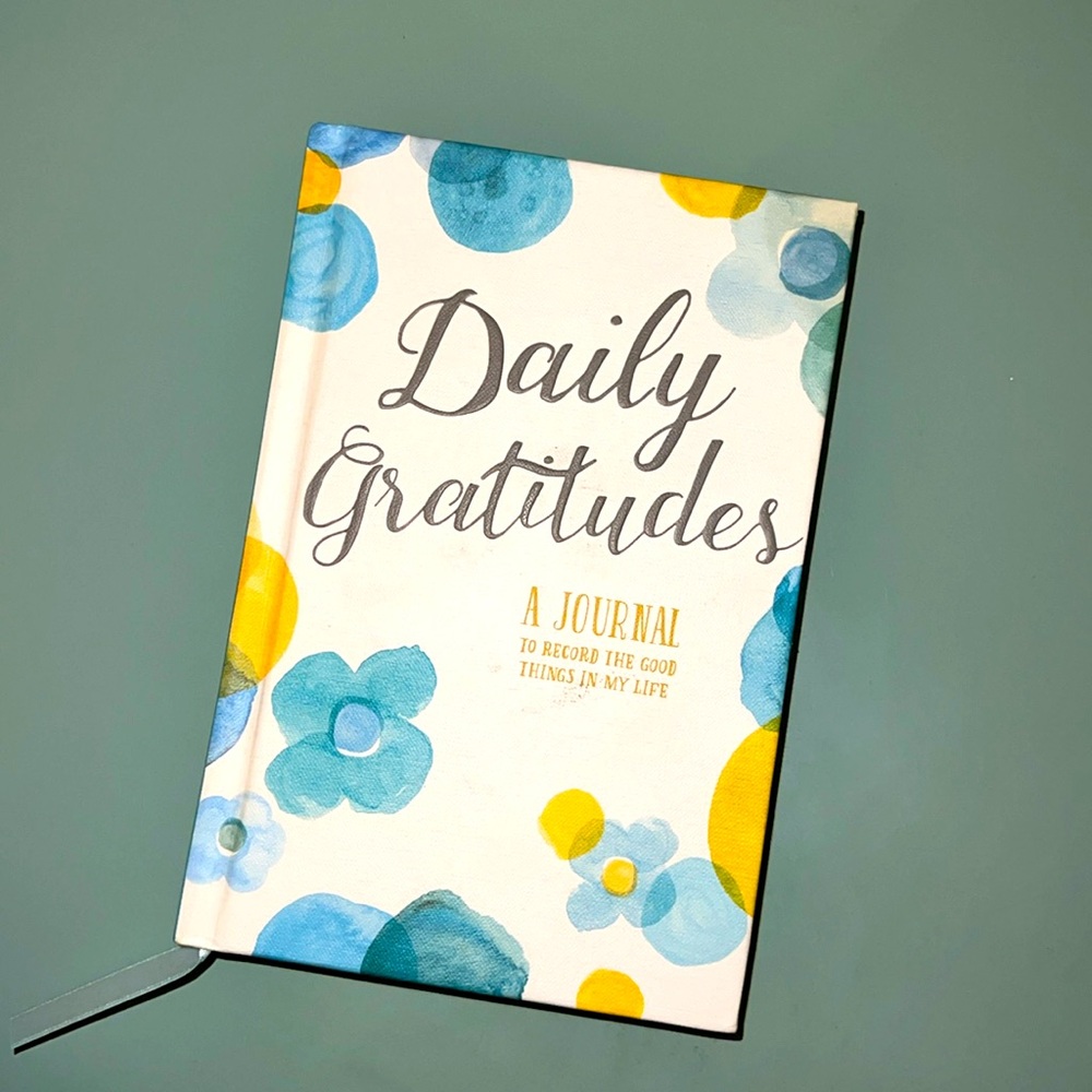 DAILY GRATITUDE JOURNAL